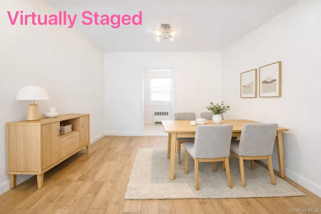 6708 152 Flushing NY 11367