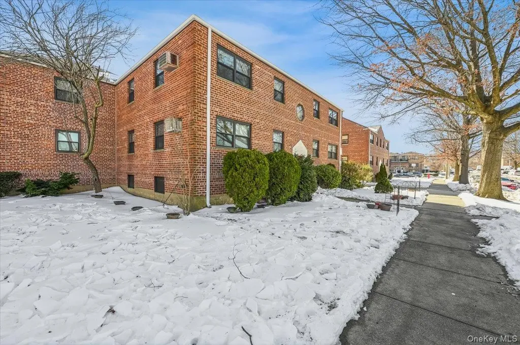 79-12 155th Avenue Howard Beach NY 11414