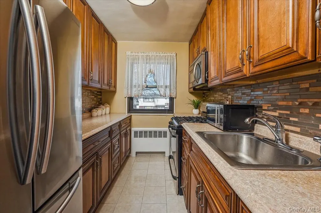 79-12 155th Avenue Howard Beach NY 11414