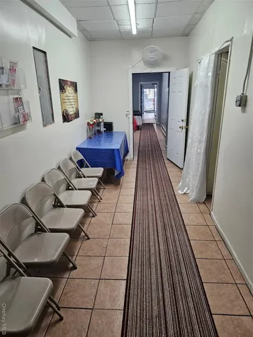 190-25 Jamaica Avenue Hollis NY 11423