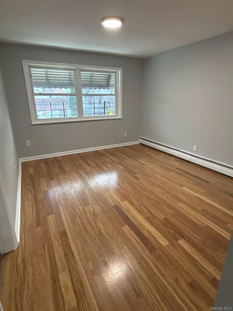 841 E 216th Street Bronx NY 10467