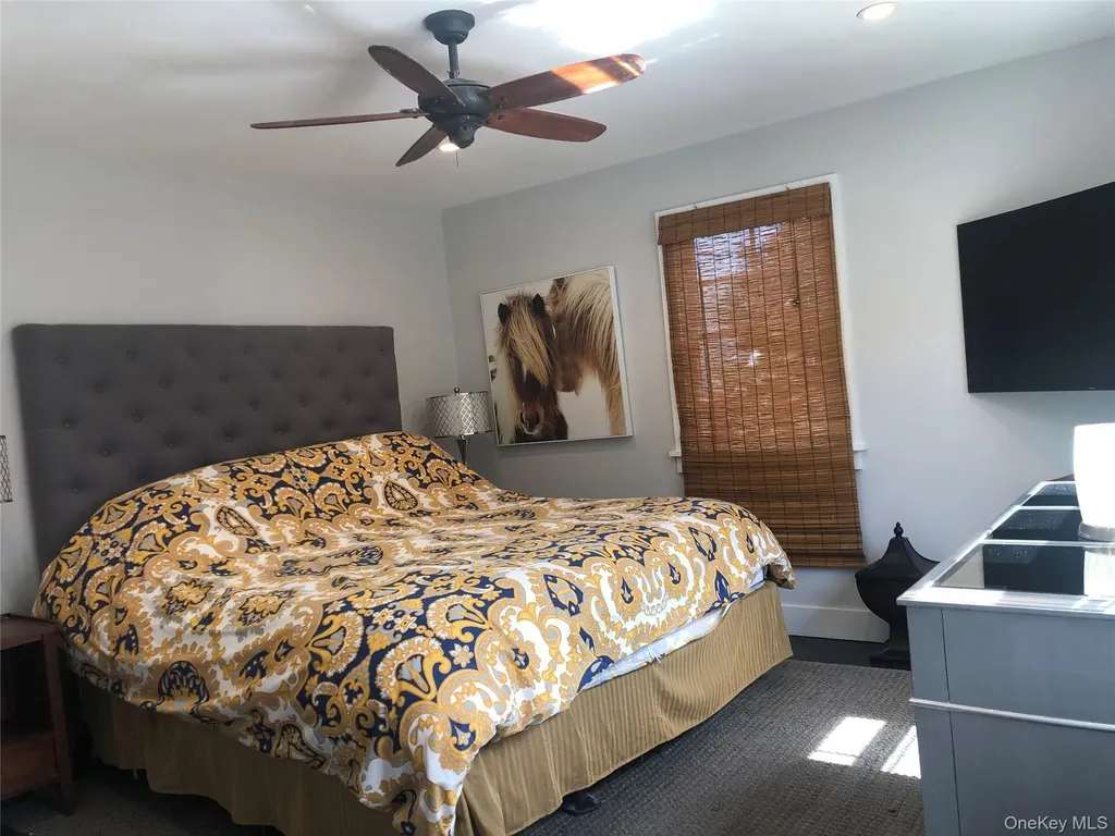 23 Hampton Harbor Road Hampton Bays NY 11946