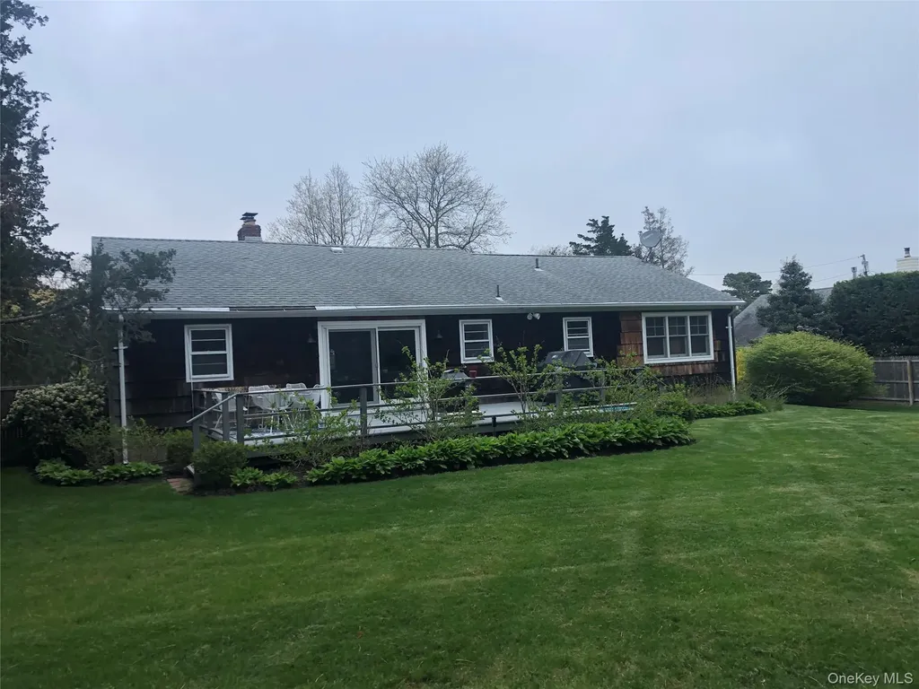 23 Hampton Harbor Road Hampton Bays NY 11946