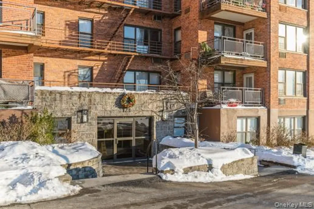 121 Highland Avenue S Ossining NY 10562
