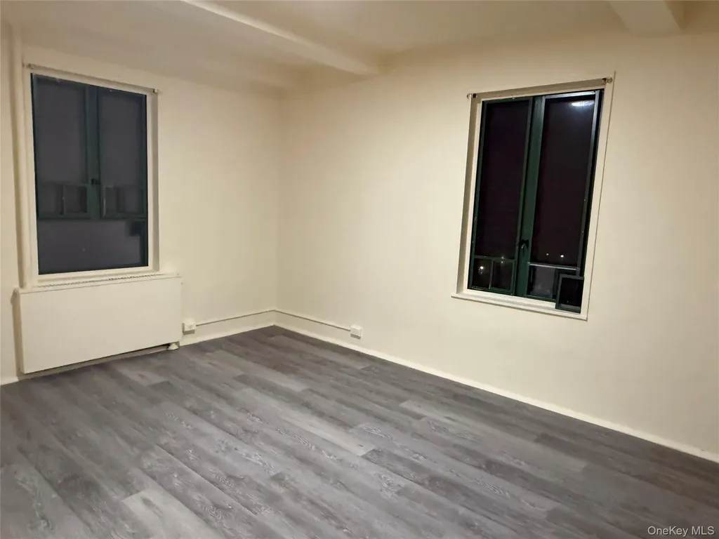 2240 E Tremont Avenue Bronx NY 10462