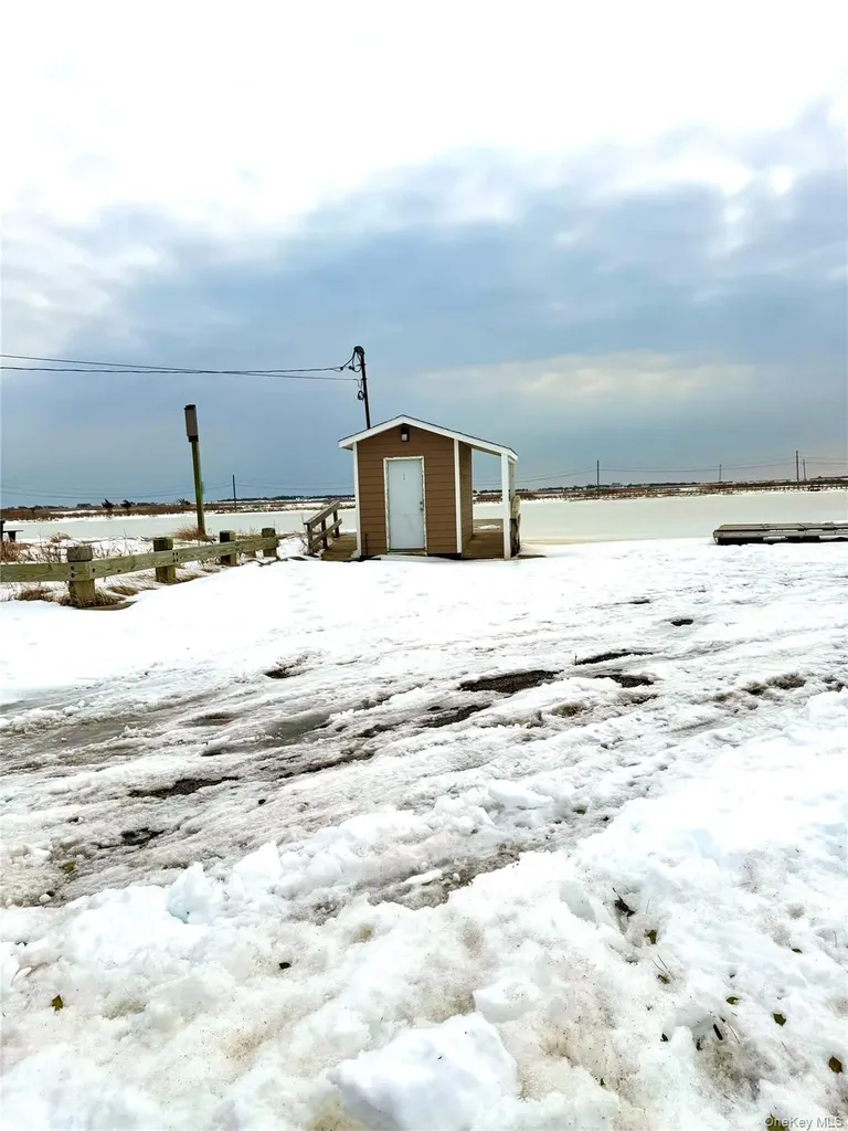 22 Blue Point Road Mastic Beach NY 11951