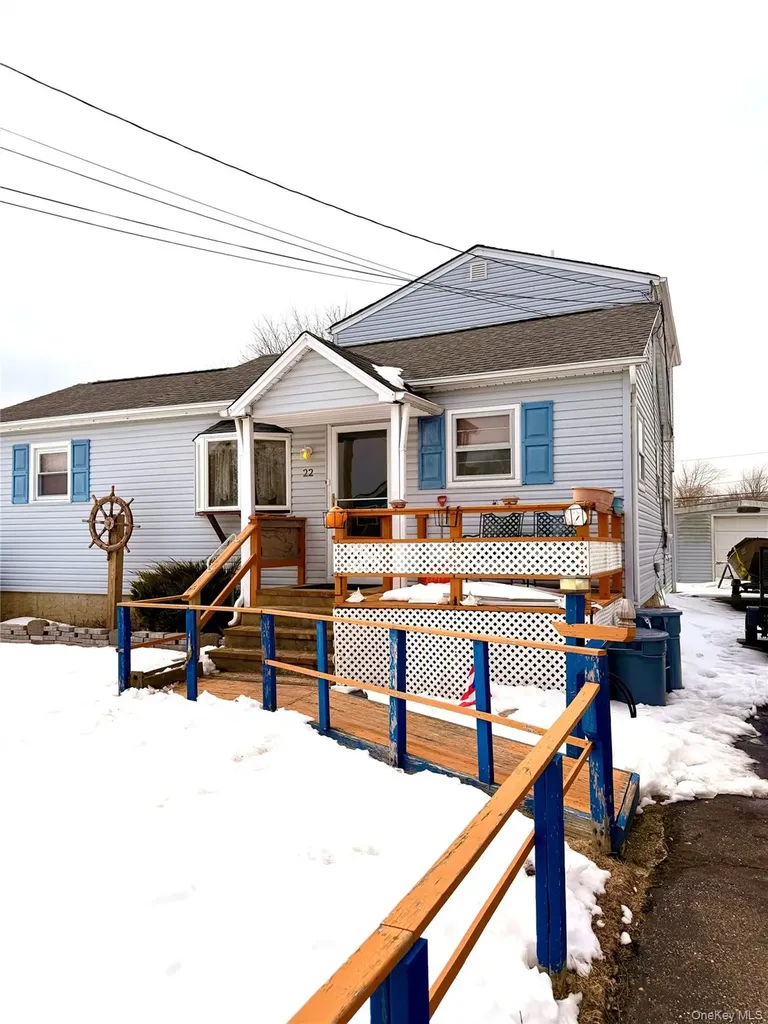 22 Blue Point Road Mastic Beach NY 11951