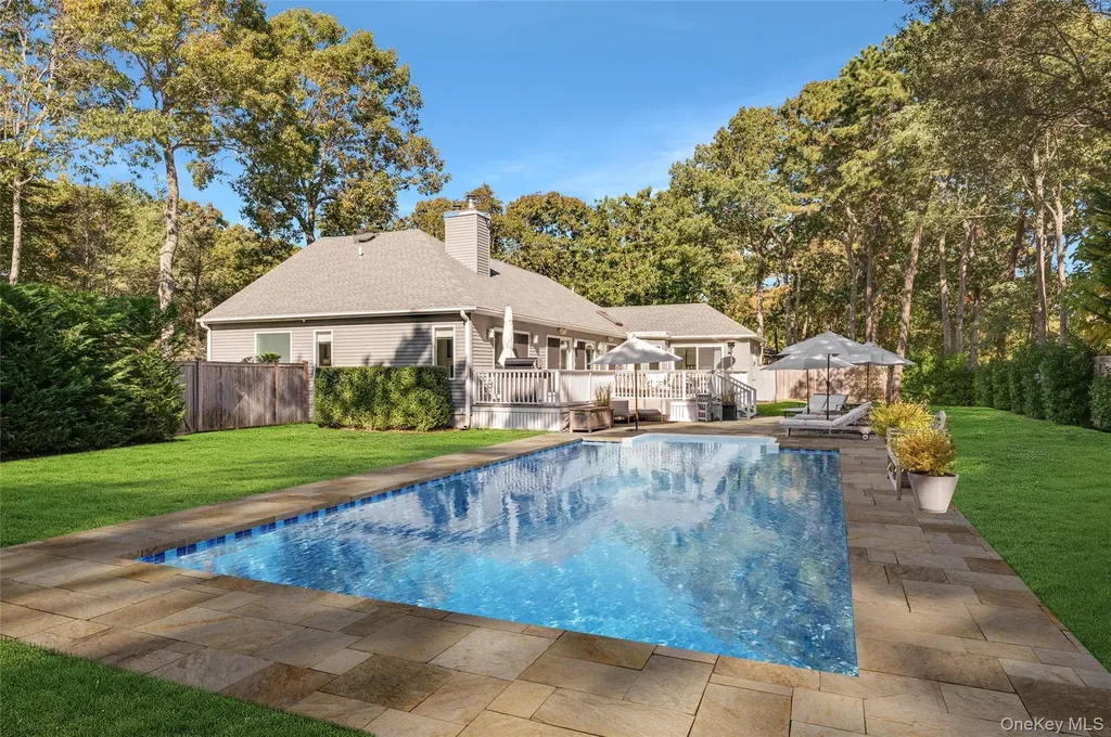 6 Bridle Path Westhampton Beach NY 11978