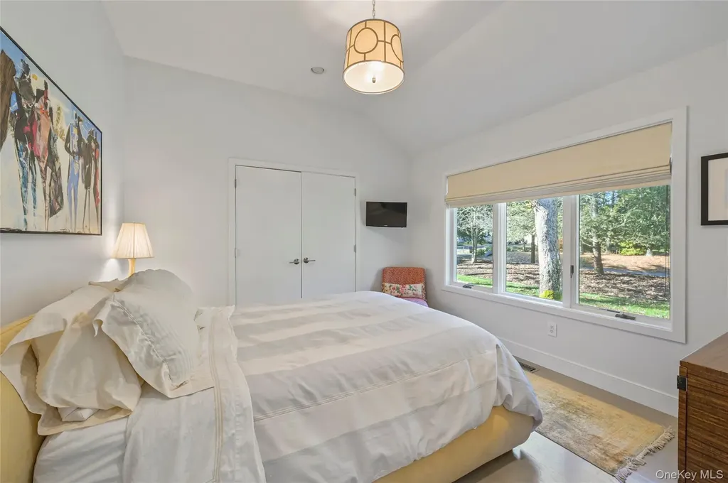 6 Bridle Path Westhampton Beach NY 11978