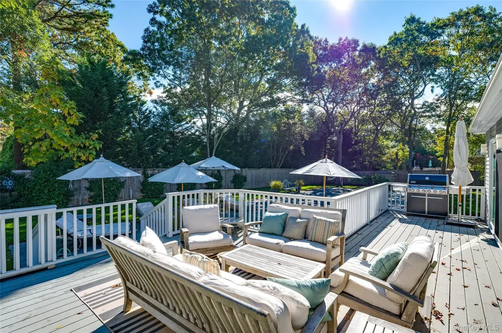 6 Bridle Path Westhampton Beach NY 11978