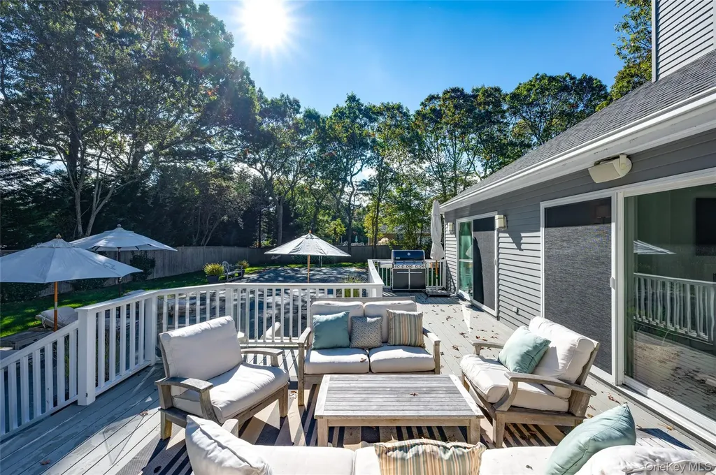 6 Bridle Path Westhampton Beach NY 11978