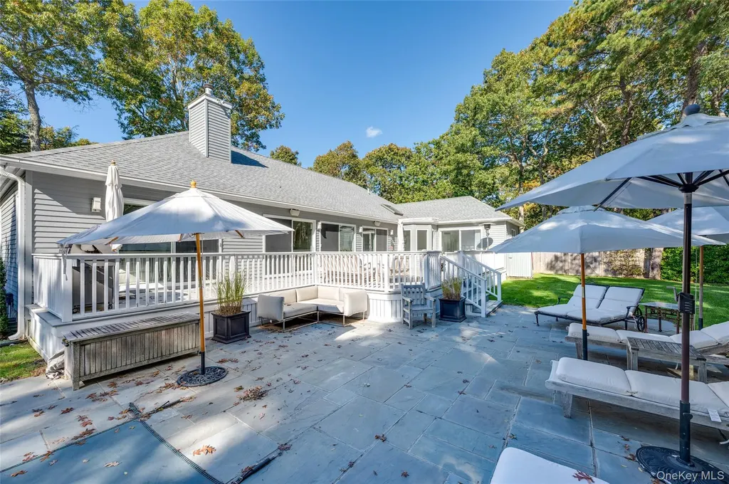 6 Bridle Path Westhampton Beach NY 11978