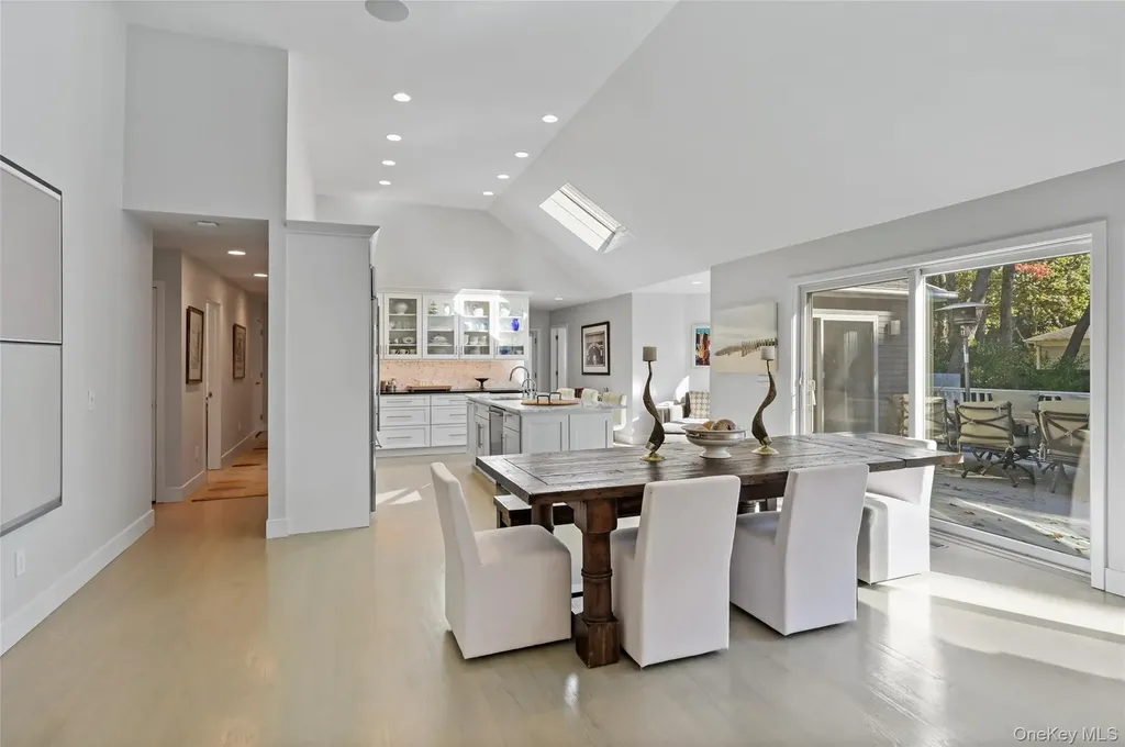 6 Bridle Path Westhampton Beach NY 11978