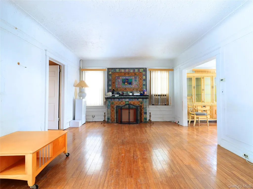 4328 168th Street Flushing NY 11358