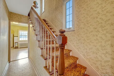 514 N Wagner Avenue Mamaroneck NY 10543