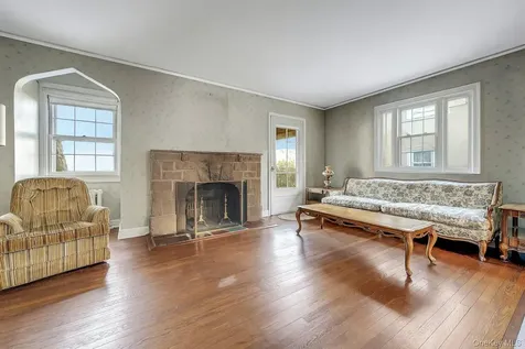 514 N Wagner Avenue Mamaroneck NY 10543