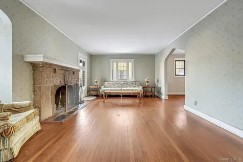 514 N Wagner Avenue Mamaroneck NY 10543