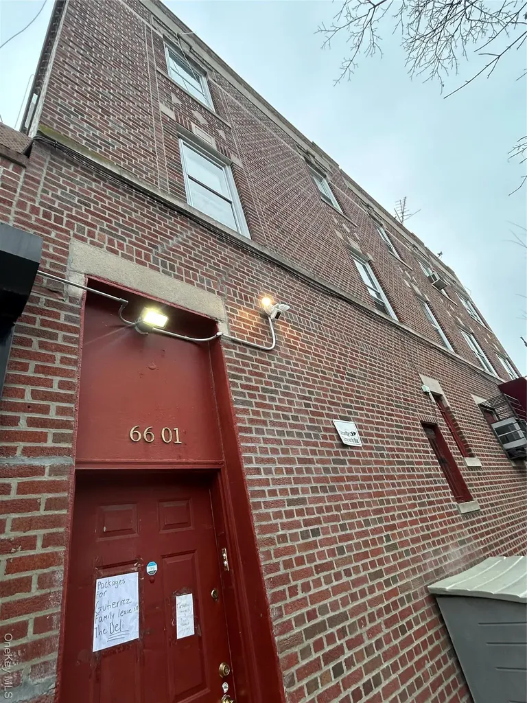 66-01 Myrtle Avenue Glendale NY 11385