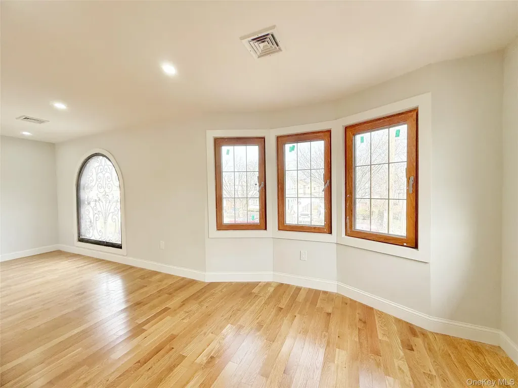 13912 111th Avenue Jamaica NY 11435