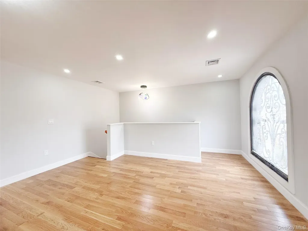 13912 111th Avenue Jamaica NY 11435