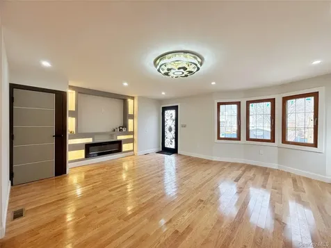13912 111th Avenue Jamaica NY 11435