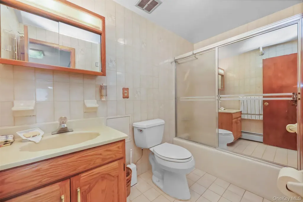 2080 Virgil Place Bronx NY 10473