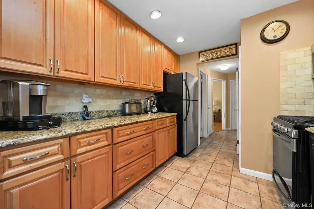 2080 Virgil Place Bronx NY 10473