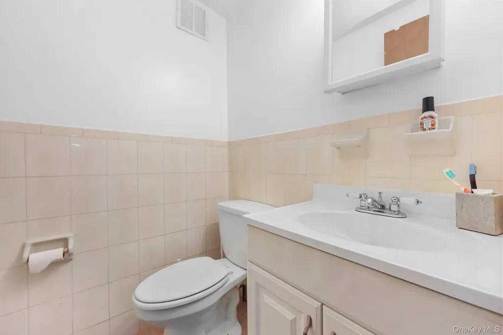 2080 Virgil Place Bronx NY 10473