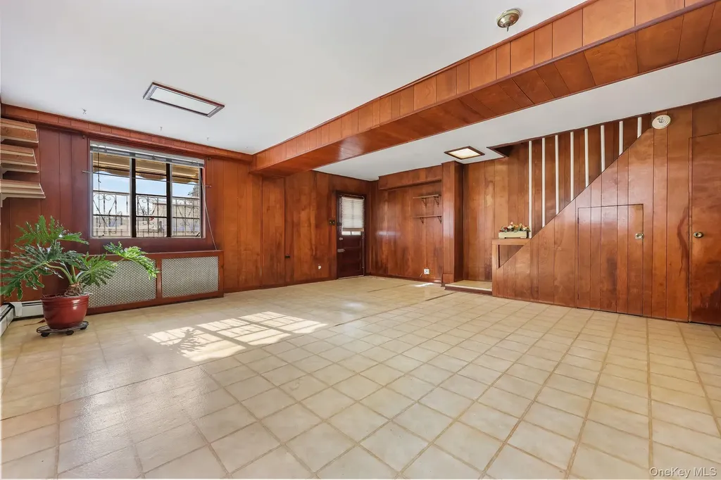 2080 Virgil Place Bronx NY 10473