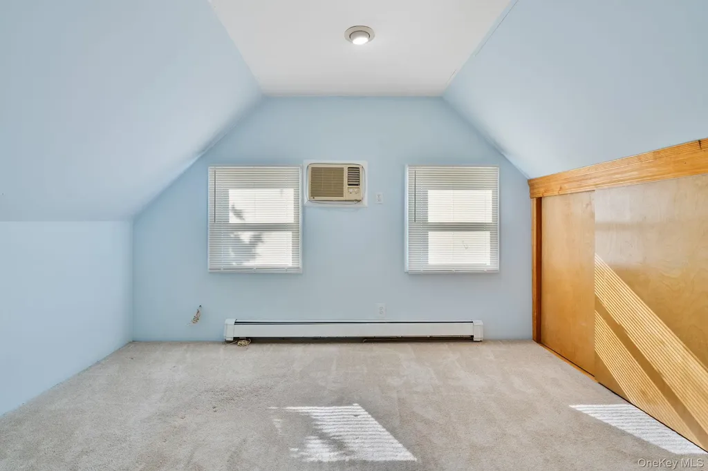 51 Shepherd Lane Levittown NY 11756