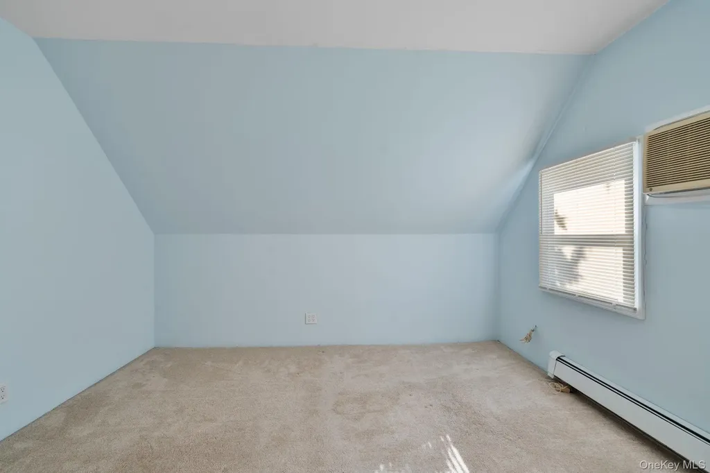 51 Shepherd Lane Levittown NY 11756