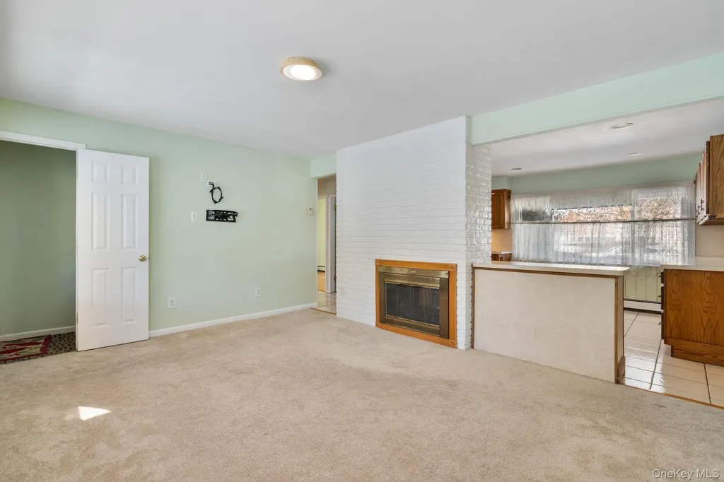 51 Shepherd Lane Levittown NY 11756