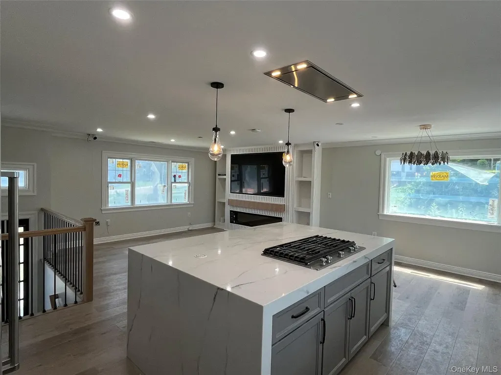 4 Glen Court Poughkeepsie NY 12603