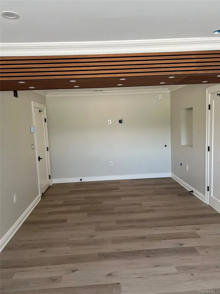 4 Glen Court Poughkeepsie NY 12603