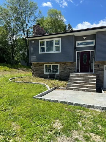 4 Glen Court Poughkeepsie NY 12603