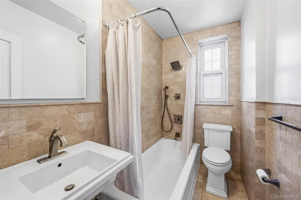 949 Palmer Bronxville NY 10708