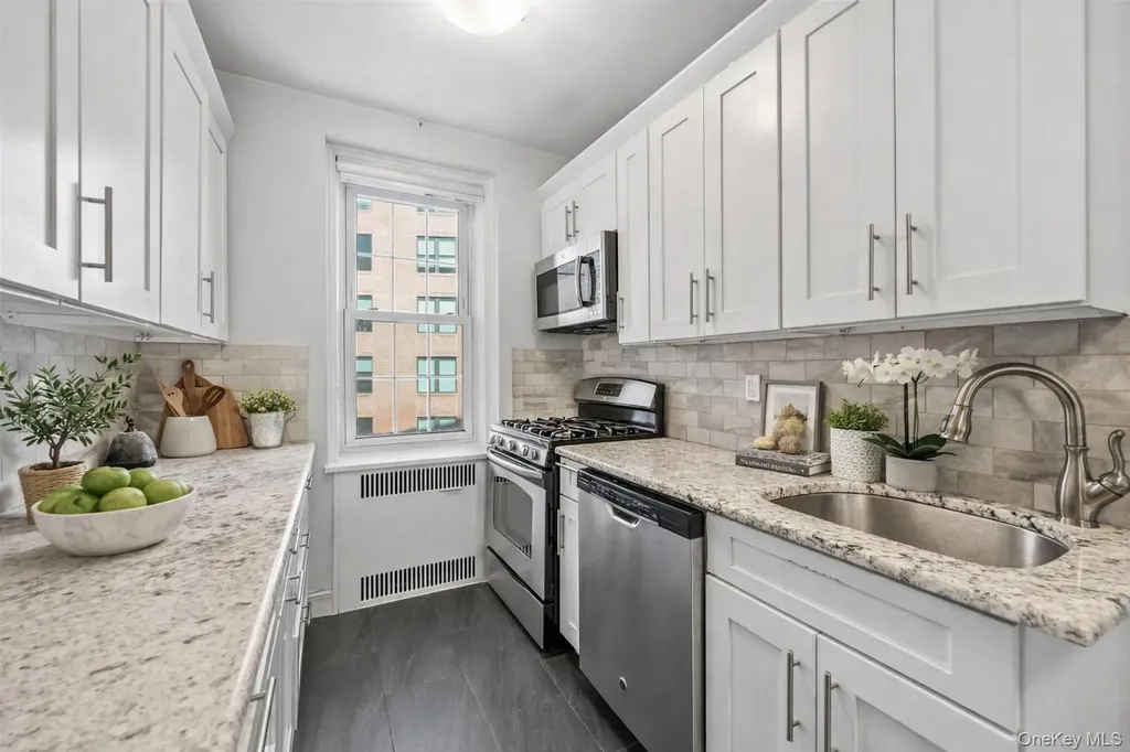 949 Palmer Bronxville NY 10708