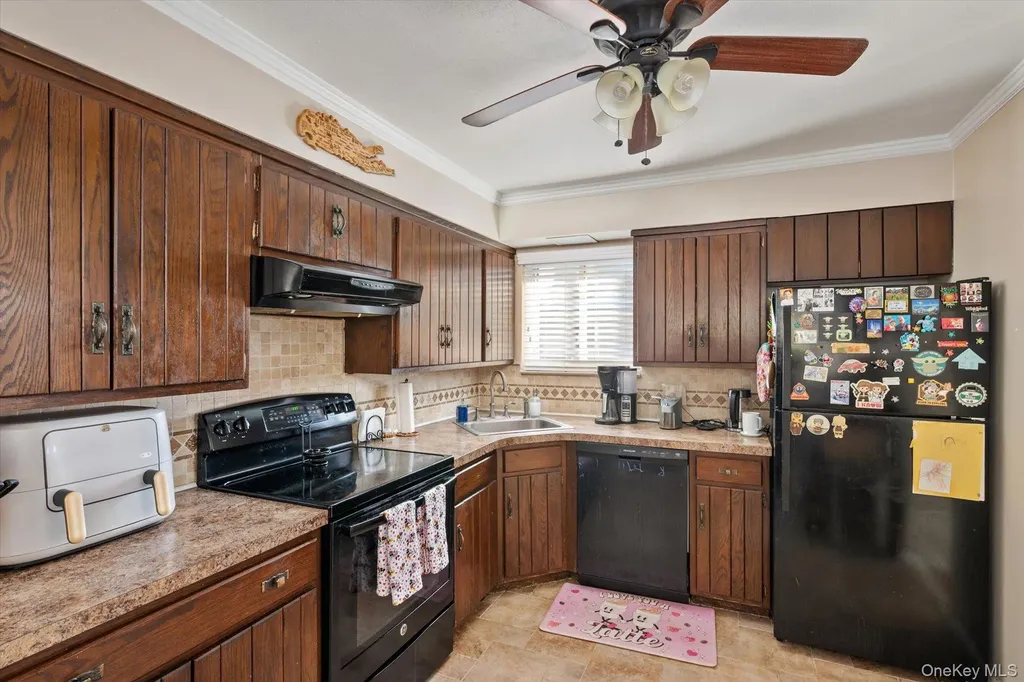 249 Hampton Road West Babylon NY 11704