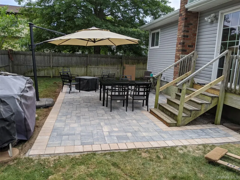 249 Hampton Road West Babylon NY 11704