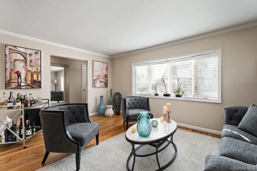 249 Hampton Road West Babylon NY 11704