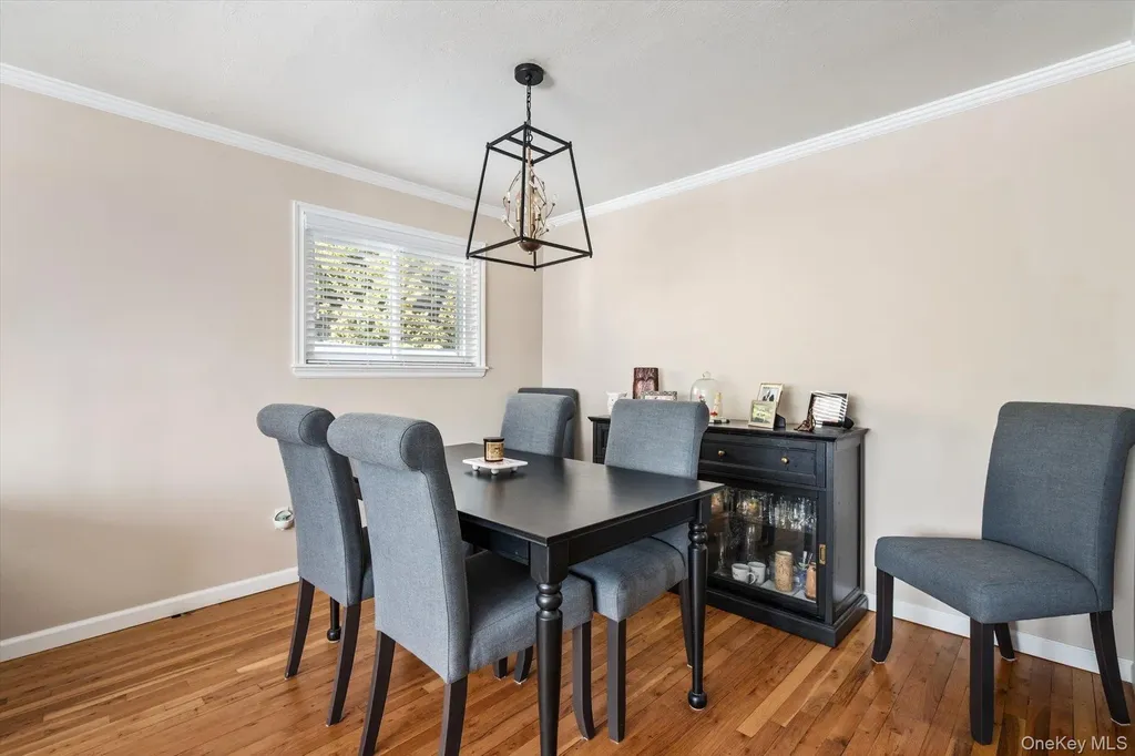 249 Hampton Road West Babylon NY 11704