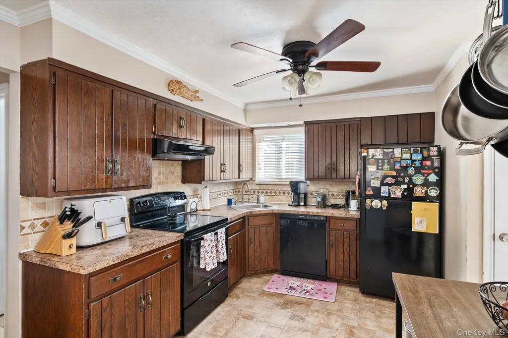 249 Hampton Road West Babylon NY 11704