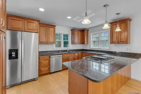 1155 Tasker Lane Greenport NY 11944