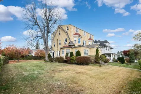29-31 Edgewood Park New Rochelle NY 10801