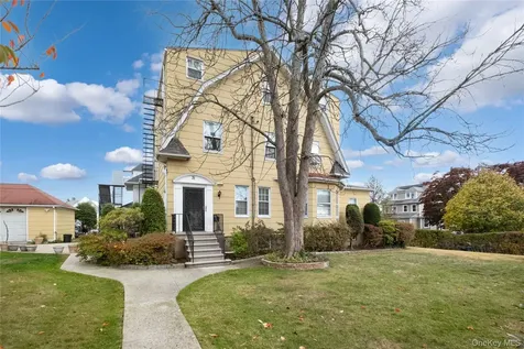 29-31 Edgewood Park New Rochelle NY 10801