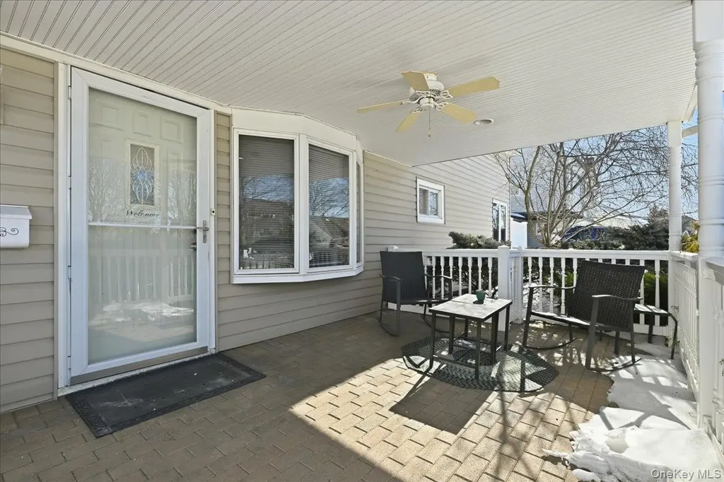 29 Disc Lane Wantagh NY 11793