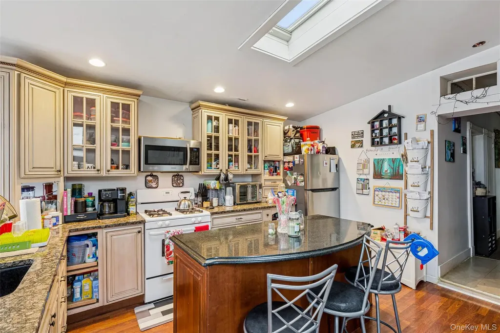 250 Main Road Riverhead NY 11901