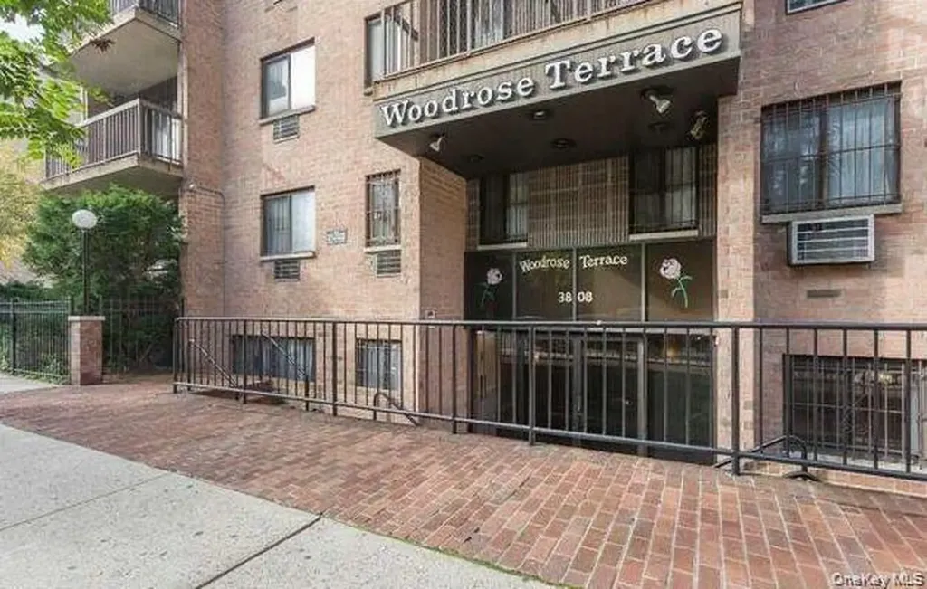 38-08 147th Street Flushing NY 11354