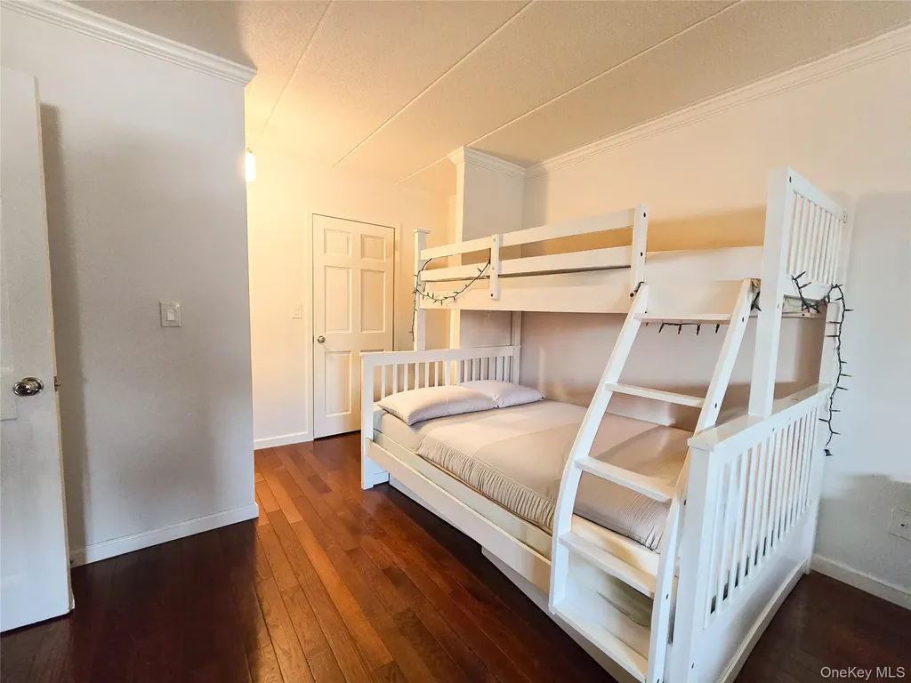 38-08 147th Street Flushing NY 11354