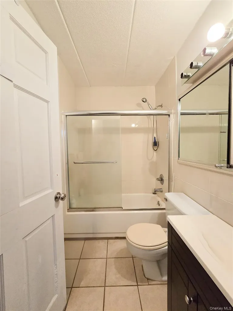 38-08 147th Street Flushing NY 11354
